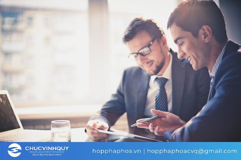 Tại sao nên gia hạn giấy phép lao động tại Chúc Vinh Quý?