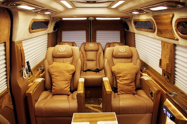 Nội thất xe limousine Hà Nội - Sapa