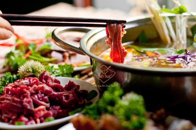 5-mon-ngon-nhat-dinh-phai-thu-khi-ghe-tham-hue