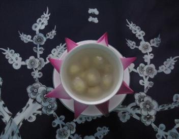 che-sen-boc-nhan-long-xu-hue
