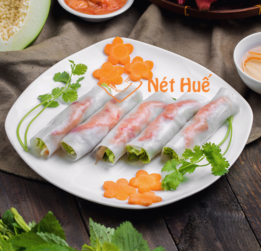 mot-vong-thuong-thuc-dac-san-hue-bang-tho