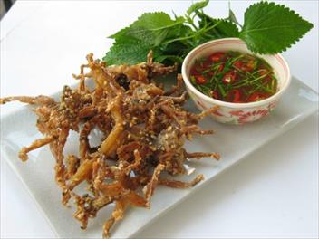 dac-san-nhai-dong-mua-mua-xu-hue
