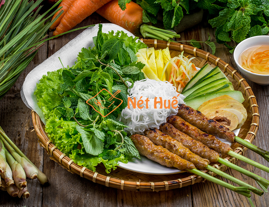 huong-vi-tuyet-voi-tu-nem-lui-hue