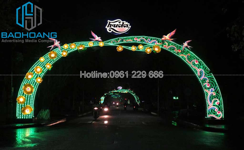 Thi công cổng chào.