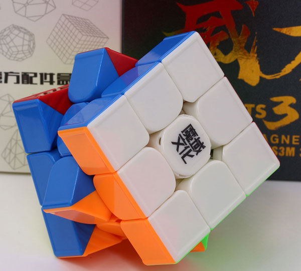 MoYu Weilong GTS3 M có tốc độ nhanh, turning nhẹ