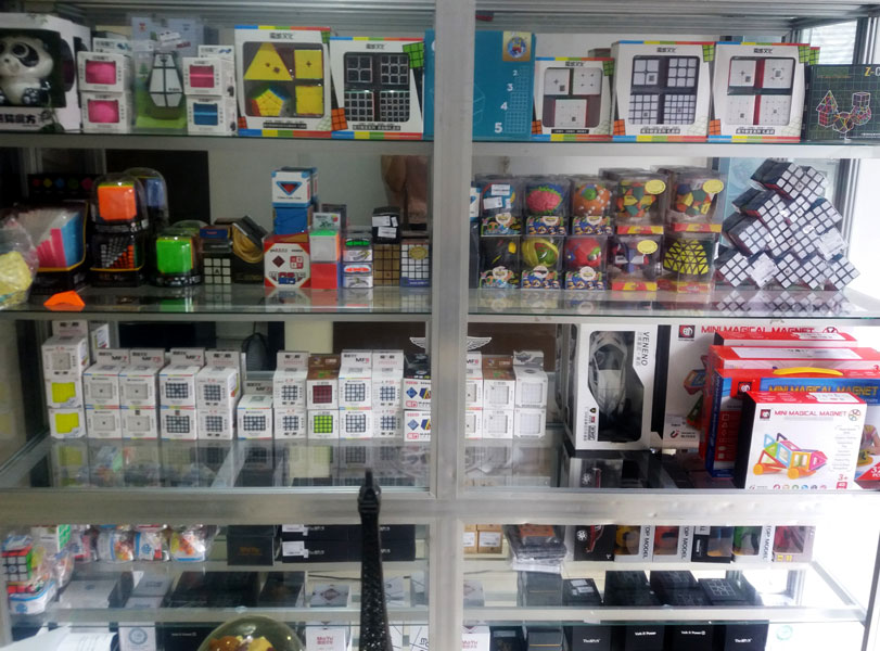 Mua Rubik tại H2 Rubik - Shop Rubik uy tín