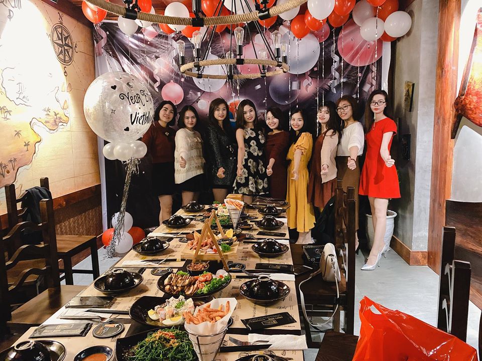 dat-tiec-lien-hoan-tai-bia-sanh-dieu