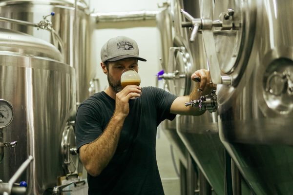 bia-thủ-công-và-cách-thức-uống-bia-thủ-công-đúng-chuẩn