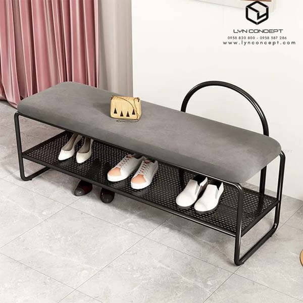 Ghế Ngồi Mang Giày Màu Xám Chân Sắt Đen