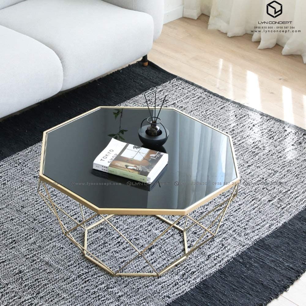 Bàn Trà Kim Cương Mặt Kính Đen Chân Sắt Sơn Vàng
