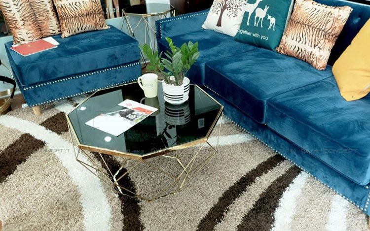 Bàn Trà Kim Cương Mặt Kính Đen Chân Inox Xi Mạ Vàng Cao Cấp - BT11B