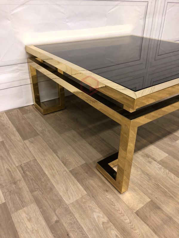 Bàn Trà Sofa Hình Vuông Mặt Kính Đen Chân Inox Mạ Pvd Màu Vàng Cao Cấp - BT35A