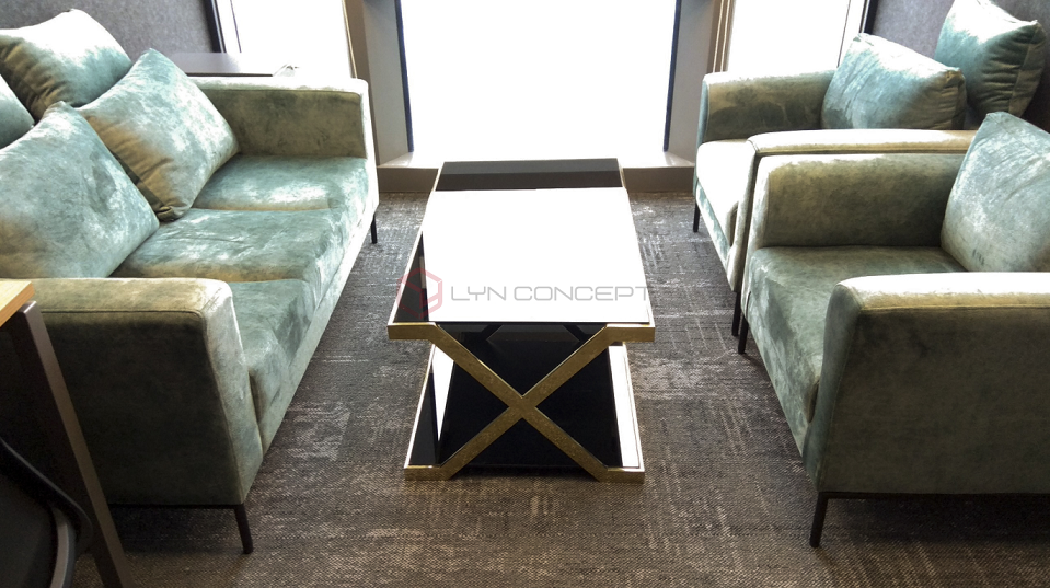 Bàn Trà Sofa Chữ Nhật Mặt Kính Đen Chân Inox Mạ Pvd Màu Vàng Cao Cấp - BT59