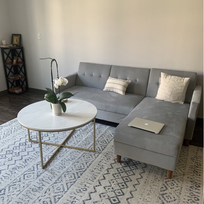 Bàn Trà Tròn D75 Mặt Đá Trắng Chân Sắt Chữ Thập Sơn Vàng