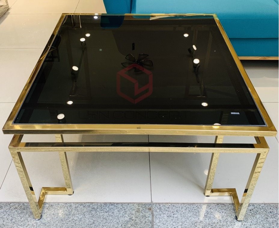 Bàn Trà Sofa Hình Vuông Mặt Kính Đen Chân Inox Mạ Pvd Màu Vàng Cao Cấp - BT35A