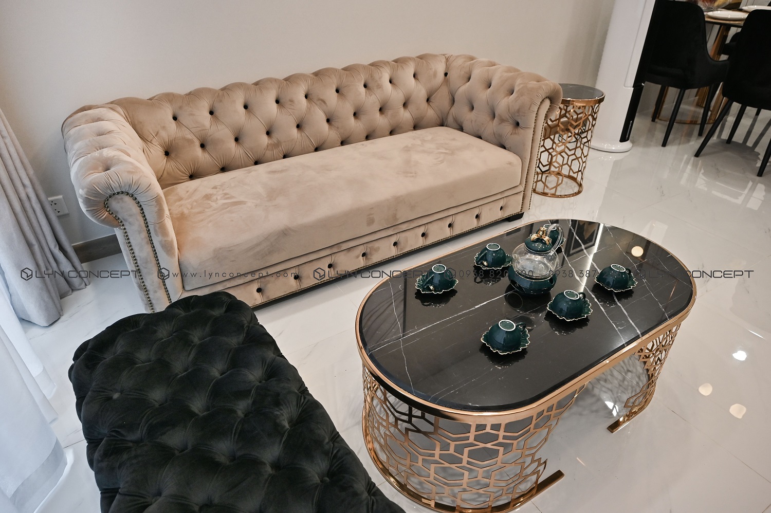 Bàn Trà Sofa Manfred Mặt Đá Đen Chân Cnc Inox Mạ Pvd - BT20B