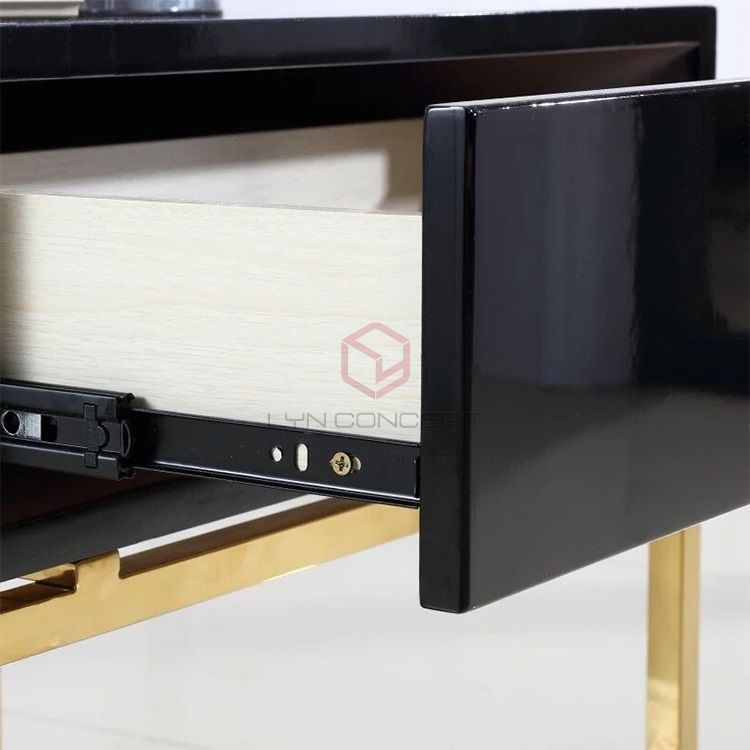 Tủ Console 4 Cánh Mở Màu Đen Chân Inox Xi Mạ Màu Vàng Hiện Đại Cao Cấp - BTT54