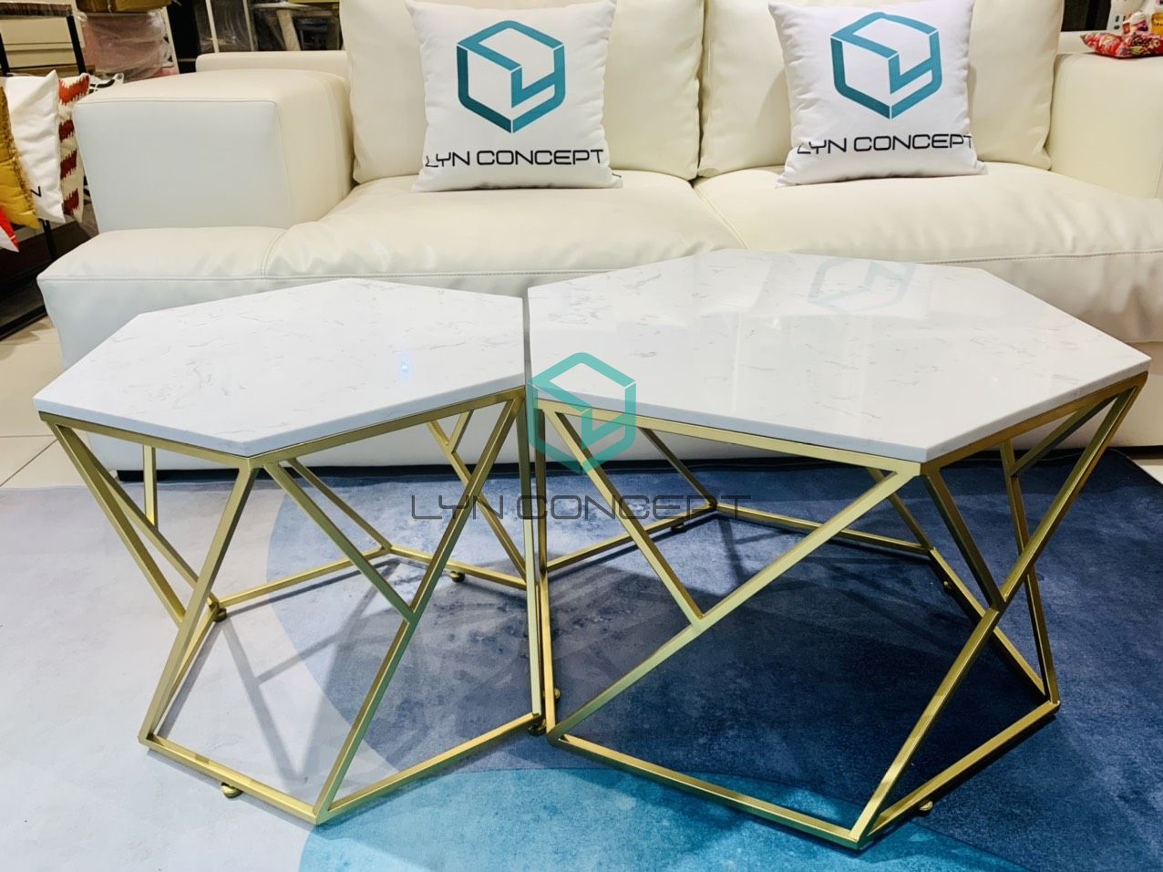 Bàn Trà Đôi Lục Giác Mặt Đá Trắng Chân Sắt Sơn Vàng
