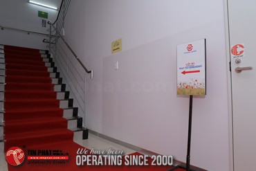 Biển chỉ dẫn nhỏ