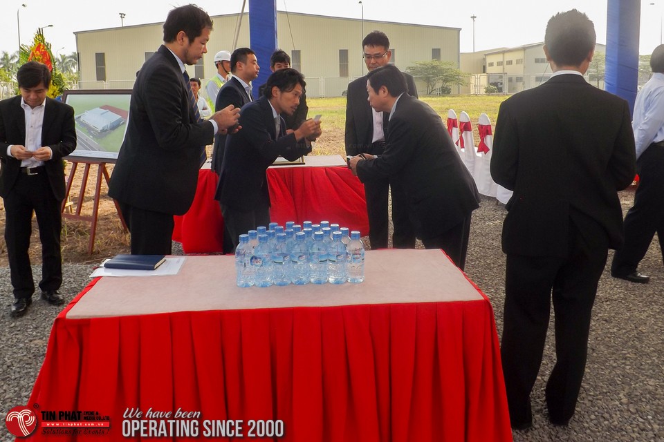 Đón tiếp khách mời