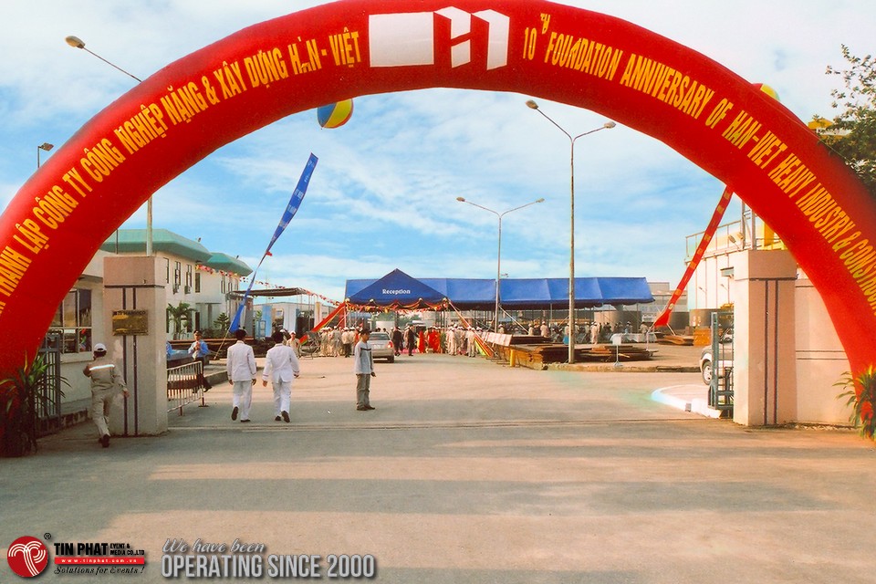 Cổng đón khách