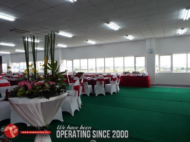 Thảm trải toàn bộ nền nhà bạt