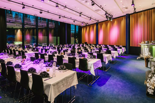 Tổ chức hội nghị tổng kết như thế nào?