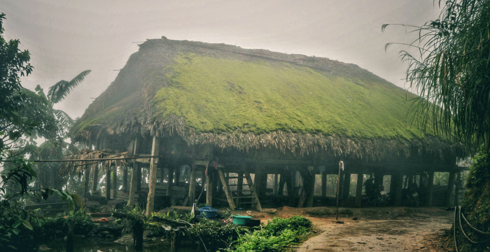 nha-san-tai-na-thac-khuoi-my-lung-vai