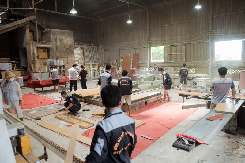 Ltahome có nhà xưởng lớn, chuyên gia công nội thất chung cư