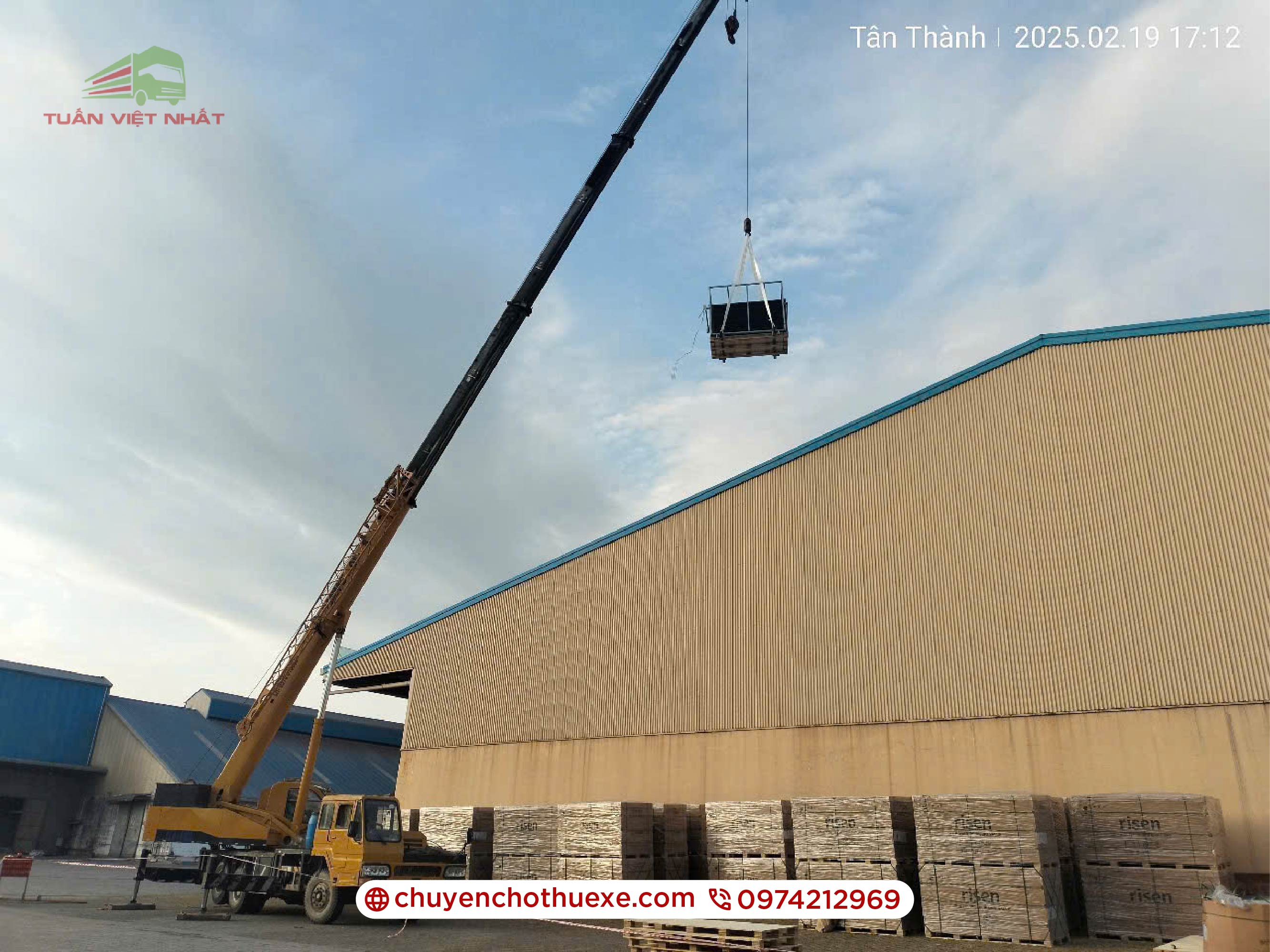 thuê xe cẩu uy tín TPHCM