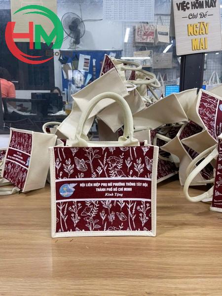 Túi vải linen in logo Hội liên hiệp phụ nữ phường Thông Tây Hội
