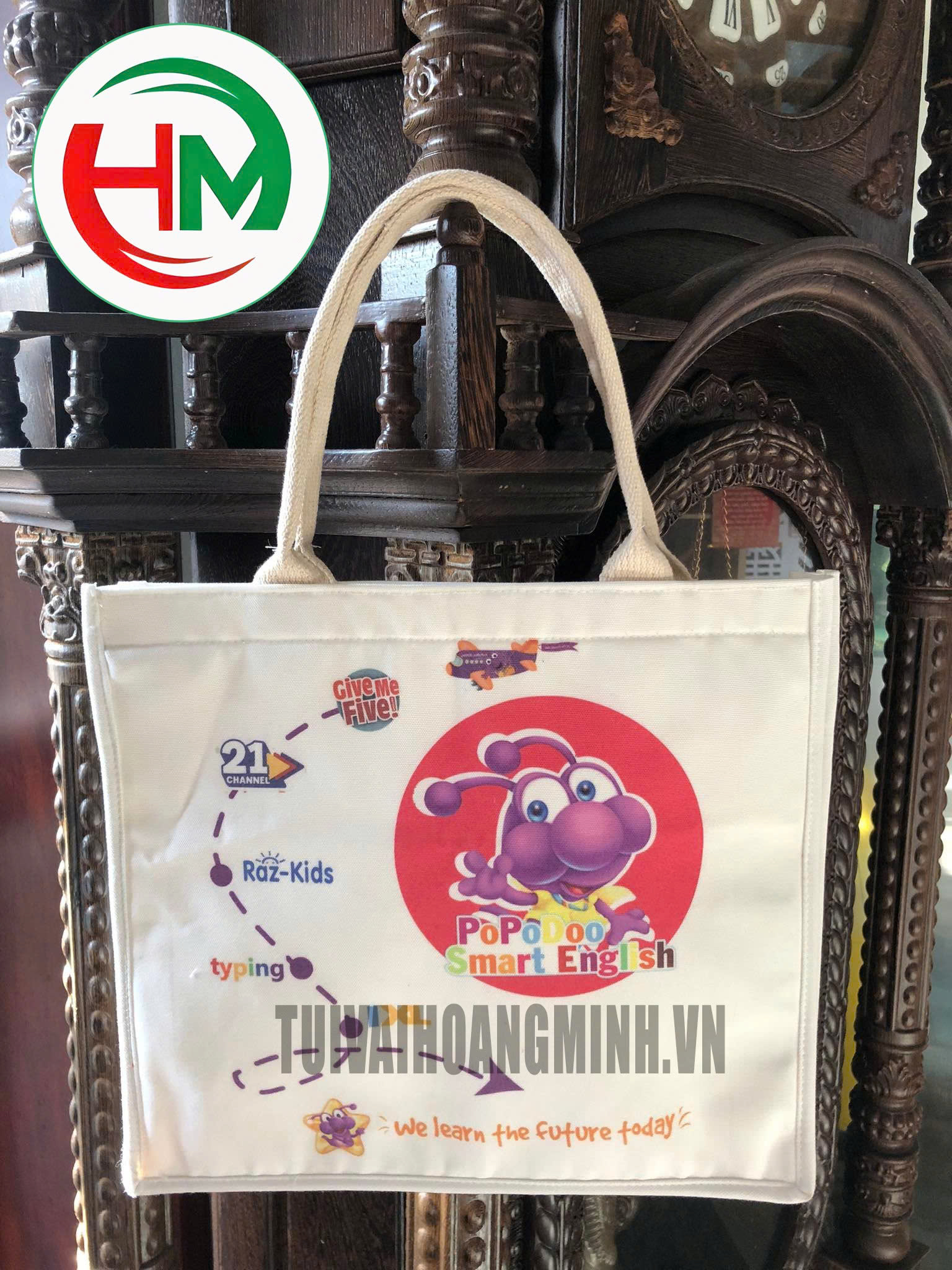 Túi vải canvas in logo, thiết kế độc đáo dành cho trung tâm tiếng anh trẻ em popodoo