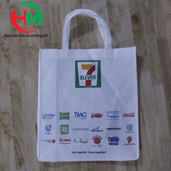 Túi vải dù linh hoạt trong thiết kế, sử dụng