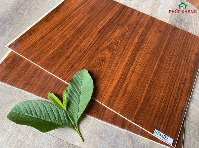 tieu chi thi cong lap dat tam op tuong pvc van go