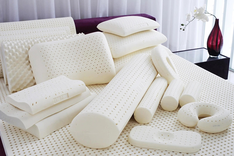 Nệm cao su non được cấu thành từ phản ứng giữa hợp chất isocyanate với hợp chất chứa Hydro