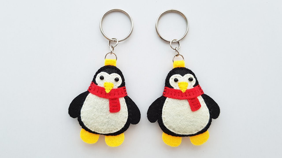 Móc khóa handmade từ vải nỉ