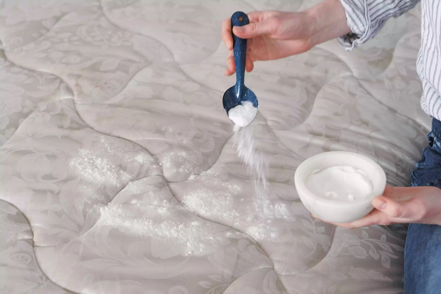 Baking soda có tác dụng rất tốt trong việc loại trừ nấm mốc