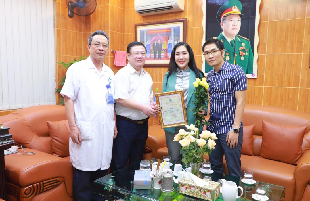 Hợp tác mang tính