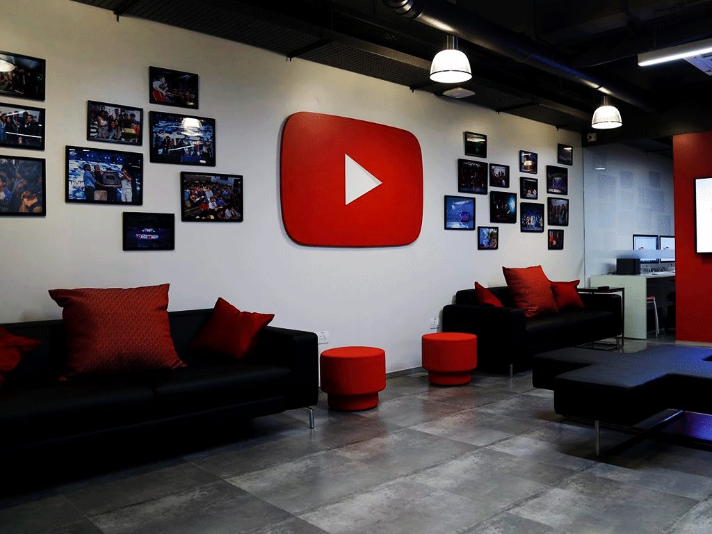 YOUTUBE STUDIO 2023 CÓ GÌ?