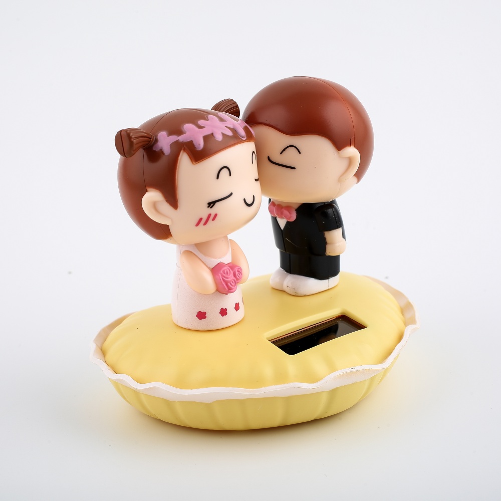 Búp bê tình yêu dùng năng lượng mặt trời trang trí xe hơi, nhà ở B-001