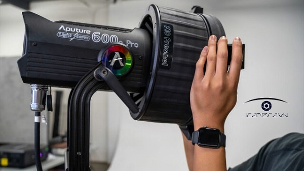 Đèn Aputure LS 600c Pro RGBWW (V/Gold-Mount)