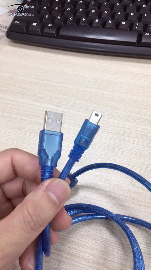Dây cáp kết nối máy ảnh Canon với máy tính Laptop USB Cable CCB-01