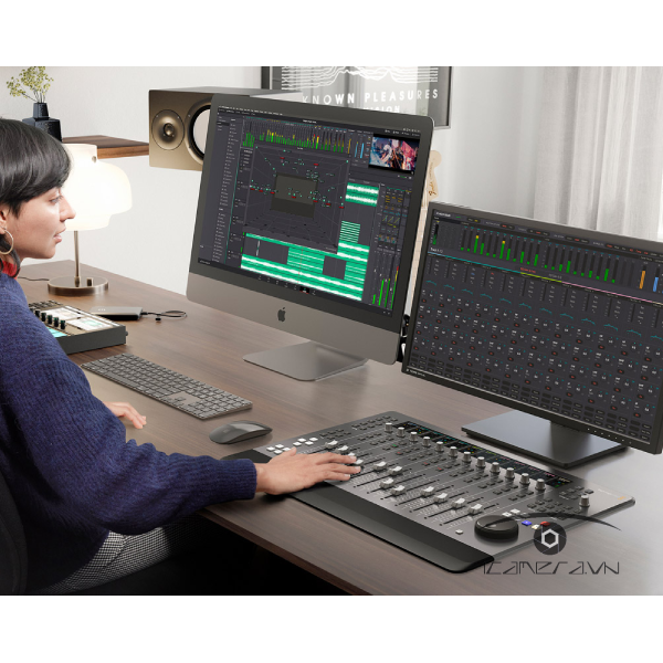 Blackmagic Design Fairlight Desktop Console