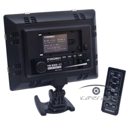 Đèn LED chuyên nghiệp Yongnuo YN300-II Pro Led video light