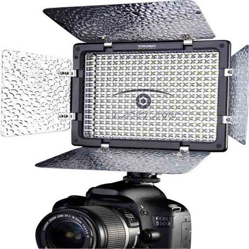 Đèn LED chuyên nghiệp Yongnuo YN300-II Pro Led video light