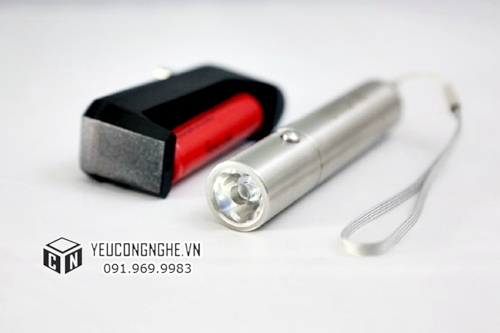 Đèn pin chiếu rộng ánh sáng LED mạnh Ultrafire Focus SSC13