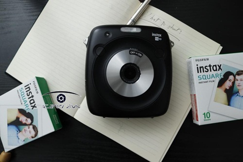 Film cho máy ảnh chụp lấy ngay Fujifilm Instax Square SQ10 hộp 10 tấm