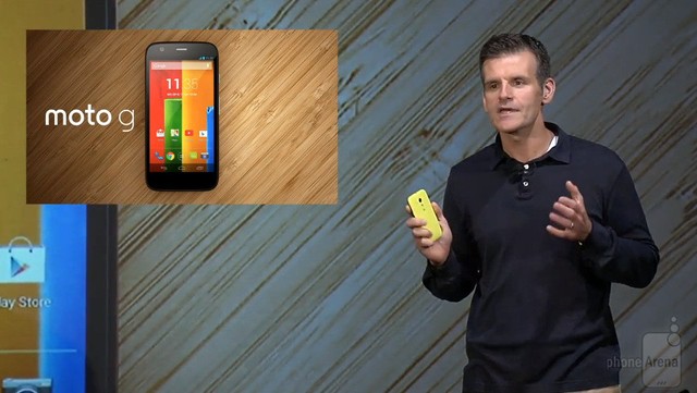 Moto G chính thức ra mắt: iPhone giữa rừng giá rẻ