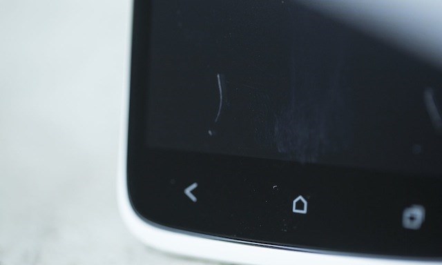 Những thói quen tai hại khiến điện thoại chóng "tã"