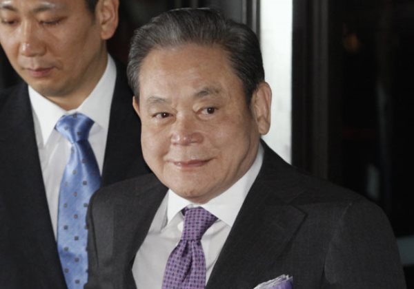 Thua kiện Apple, Chủ tịch Samsung trụy tim nhập viện Thua kiện Apple, Chủ tịch Samsung trụy tim nhập viện